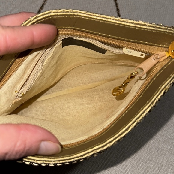 Vintage Metal Mesh Bag-Crossbody Chain Link Strap-8.5x6-Gold Toned - Picture 13 of 16